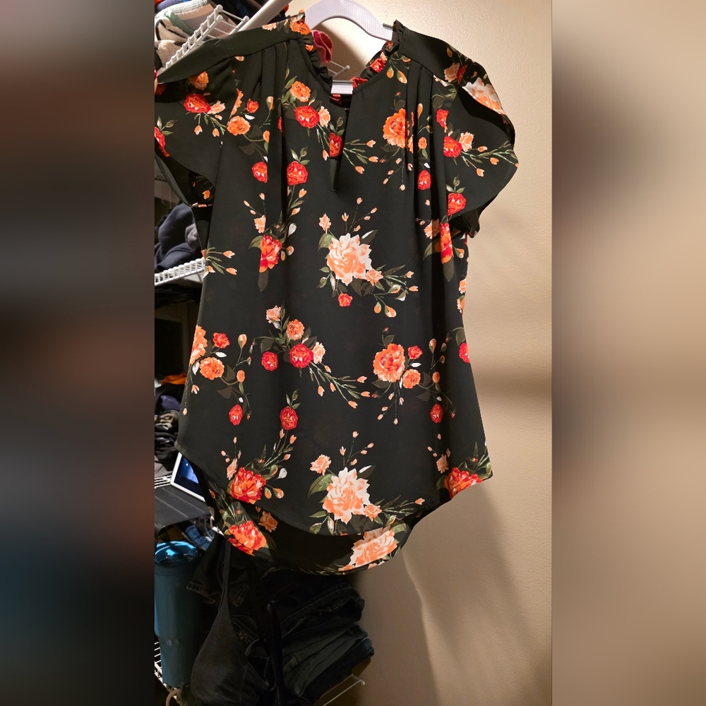 Floral Black Blouse